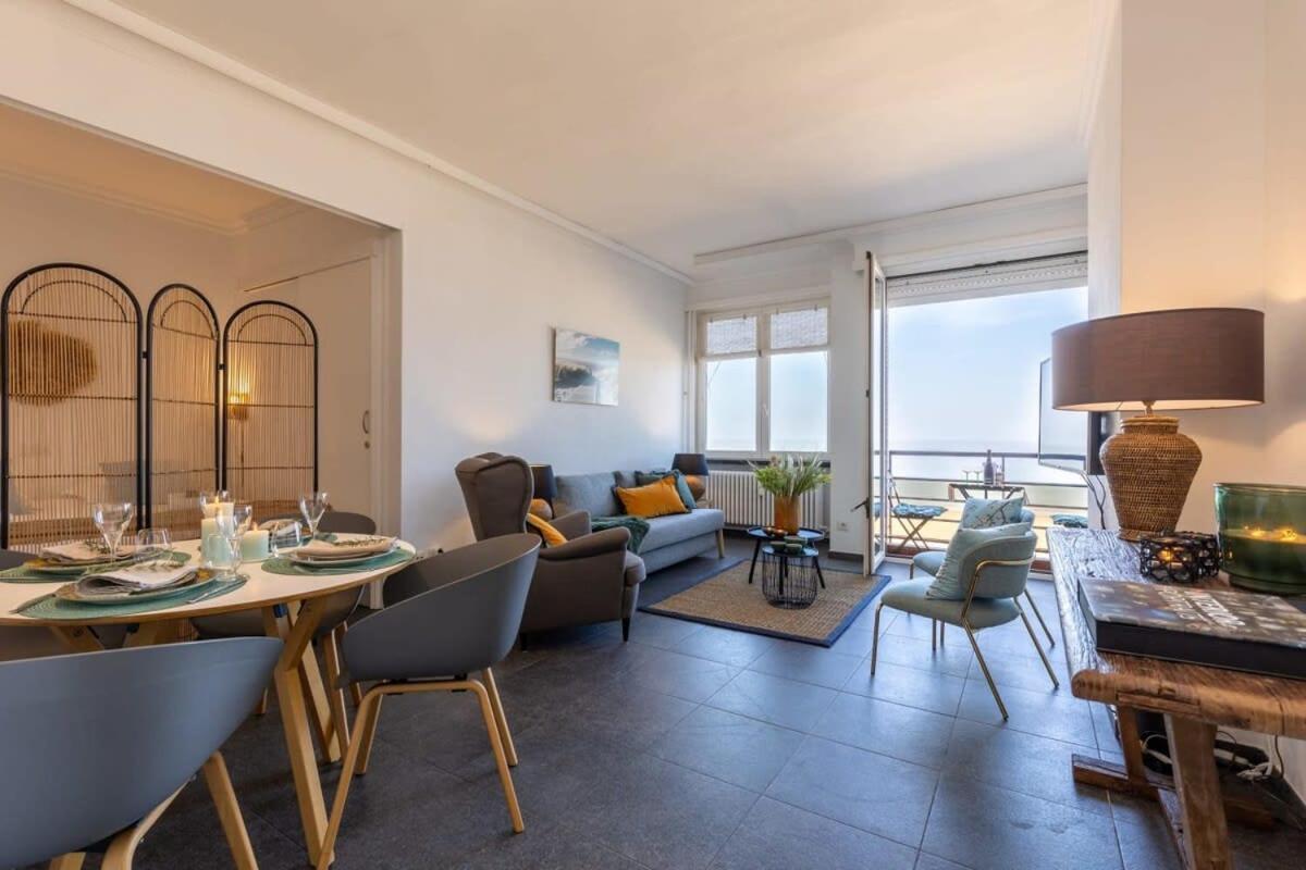 Huswell - Beautiful Spacious Studio With Frontal Sea View Knokke-Heist Zewnętrze zdjęcie