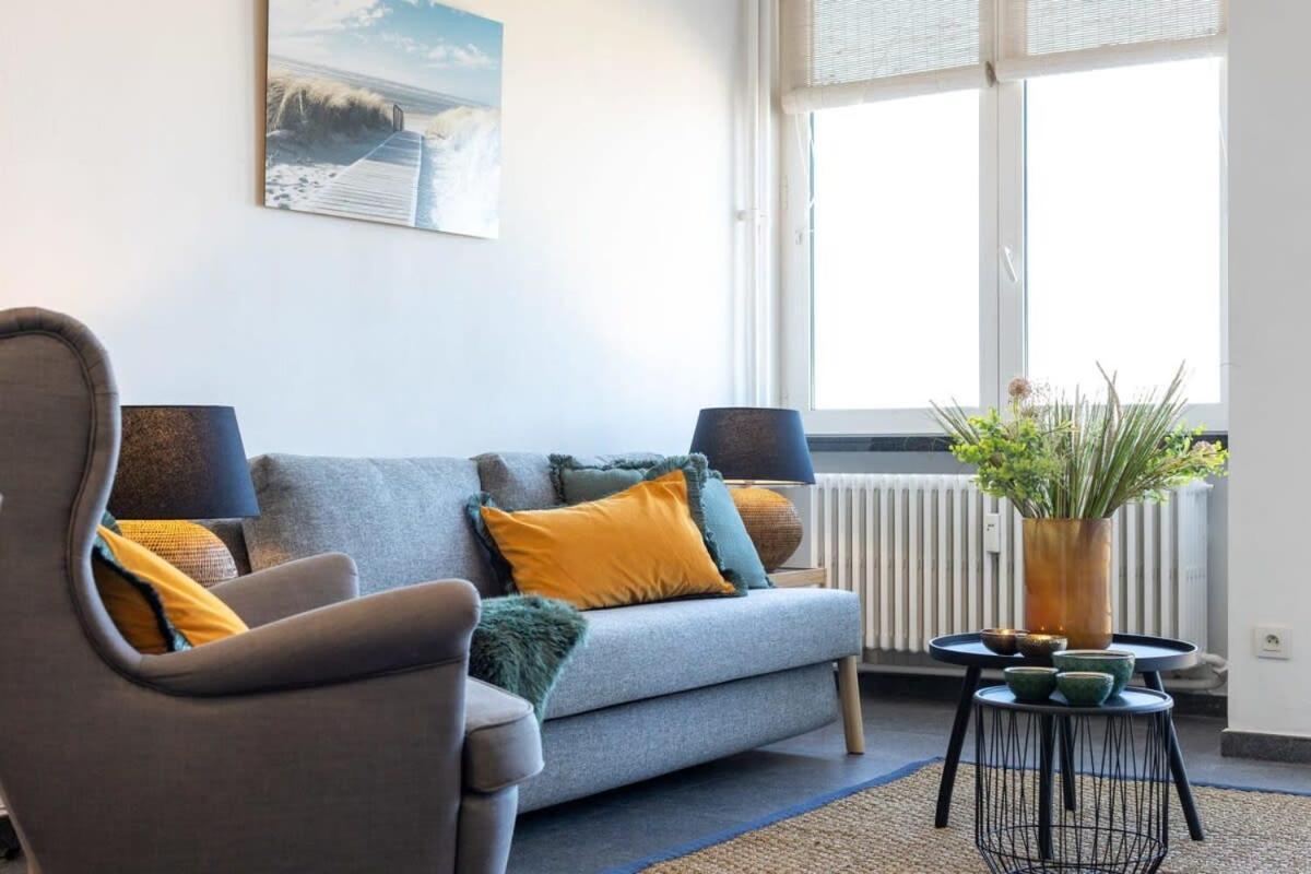 Huswell - Beautiful Spacious Studio With Frontal Sea View Knokke-Heist Zewnętrze zdjęcie