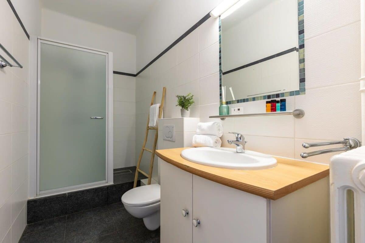 Huswell - Beautiful Spacious Studio With Frontal Sea View Knokke-Heist Zewnętrze zdjęcie